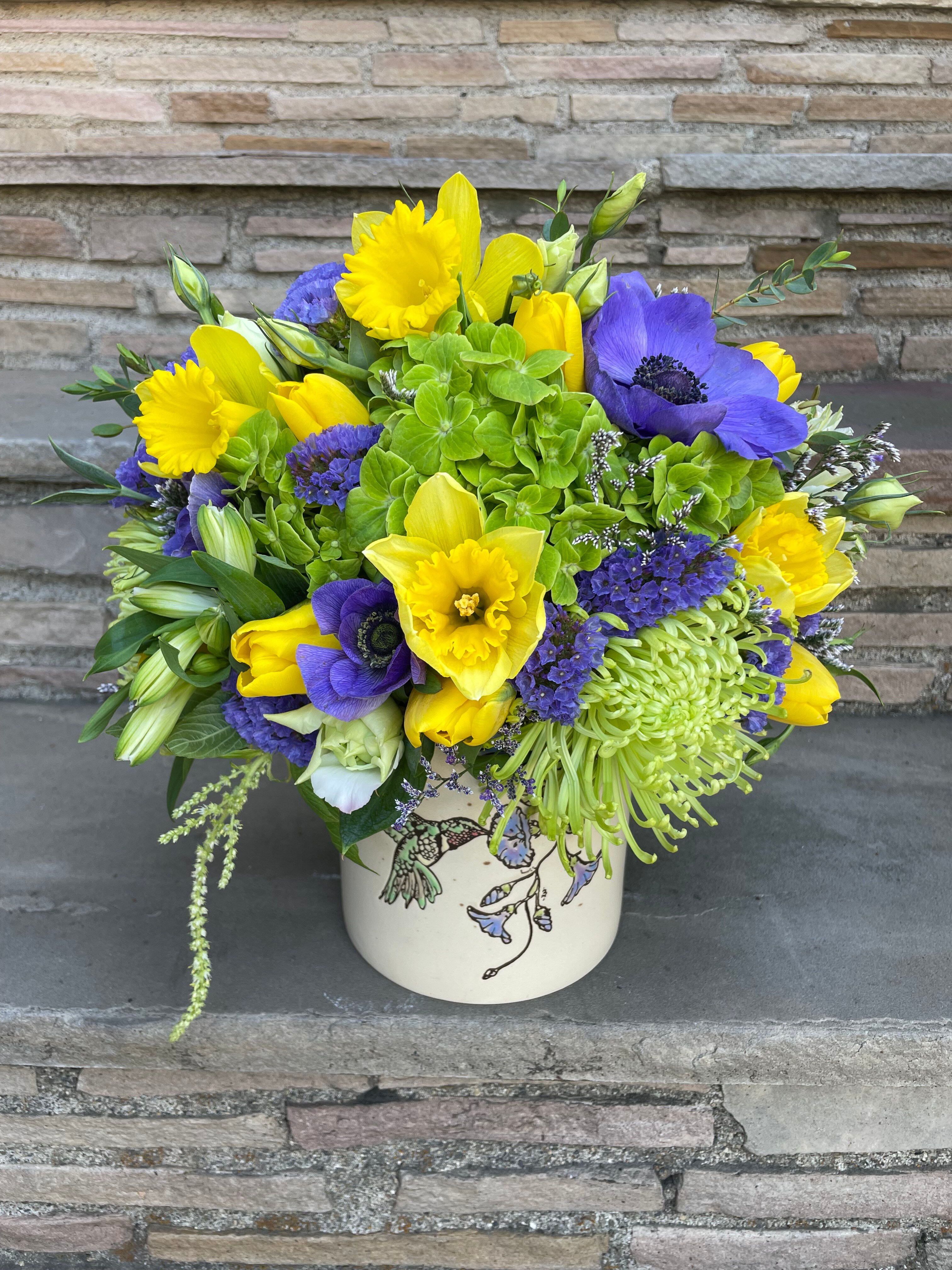 Flower Delivery to Laguna Beach by Joyce's Florist